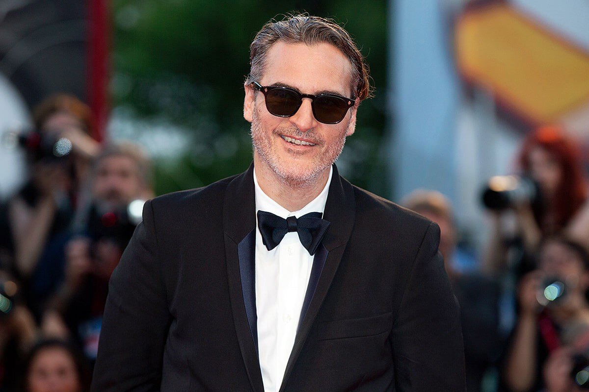 Image of Joaquin Phoenix with a smile on his face