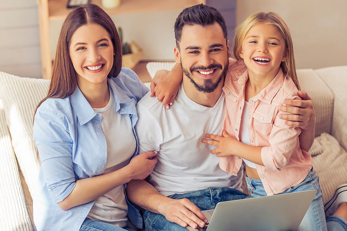 Image of a friendly family