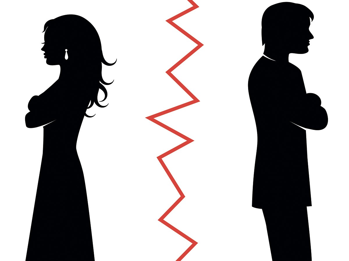 The image of a man and woman quarreling and a red stripe of a possible relationship breakup The image of a man and woman quarreling and a red stripe of a possible relationship breakup