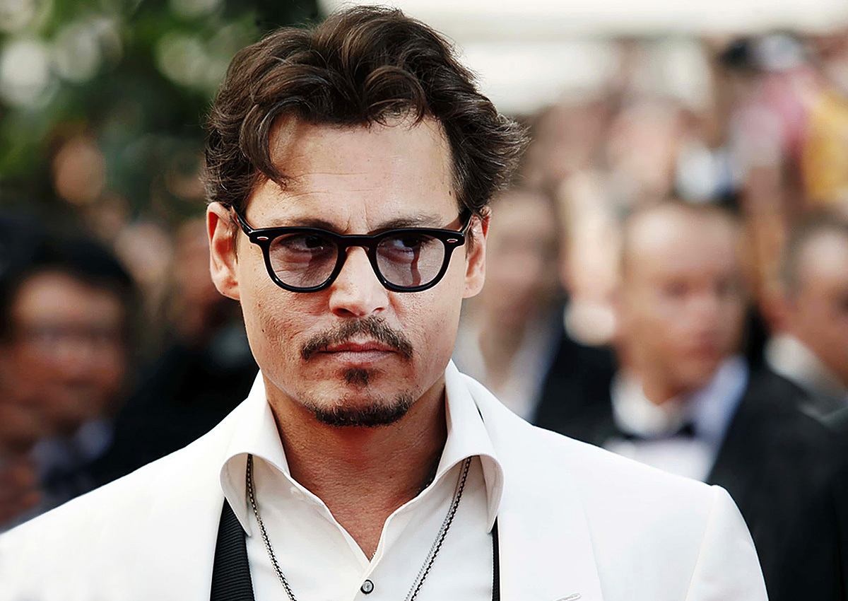 Image of Johnny Depp in fashionable glasses
